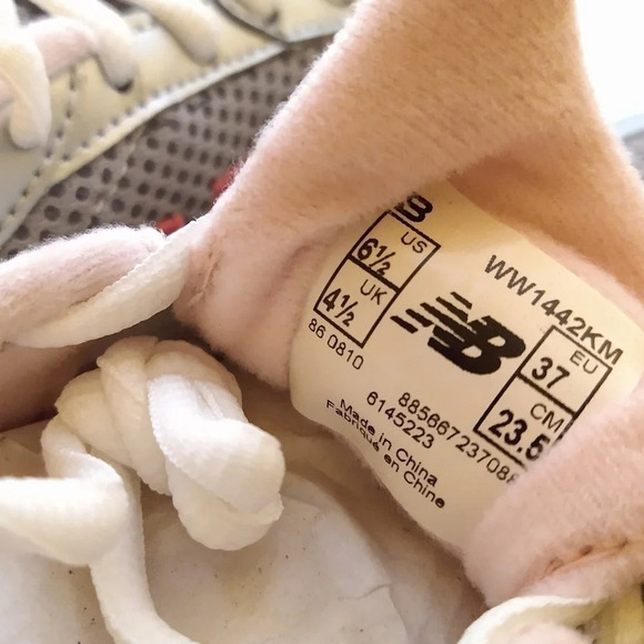 New Balance Rock & Tone Special Edition Sneaker💕 - Picture 13 of 16